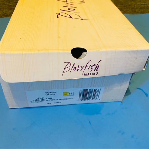 Malibu Blowfish zip up size 11 - Picture 5 of 8